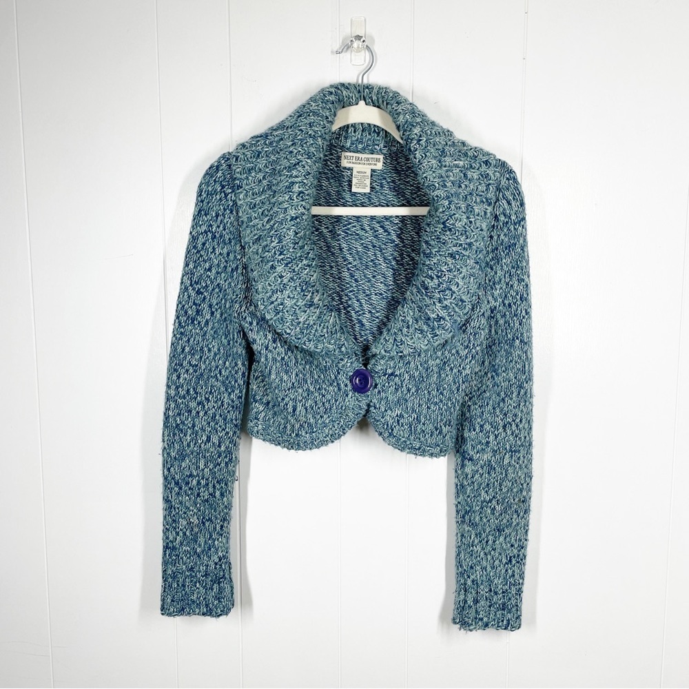 Next Era Couture Blue One Button Cropped Marled  Long Sleeve Sweater Medium